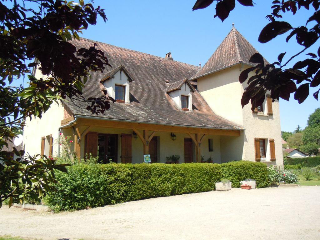 Bed and Breakfast Moulin De Latouille Exterior foto